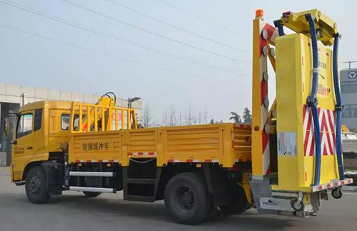 防撞緩沖車